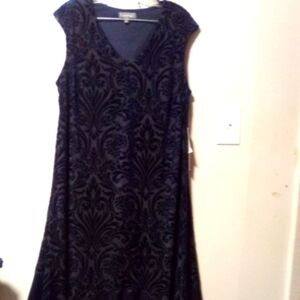 LUXOLOGY ladies blue hi-low dress. Size 14W.  NWT